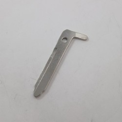 MAZDA АВАРИЕН НАКРАЙНИК BCY0-76-201