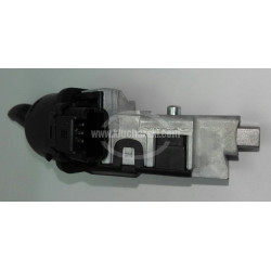 PEUGEOT 208 КОНТАКТНА КОНЗОЛА