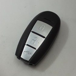 SUZUKI КОРПУС ЗА СМАРТ КЛЮЧ С 3 БУТОНА И БАТЕРИЯ В ГОРНАТА ЧАСТ
